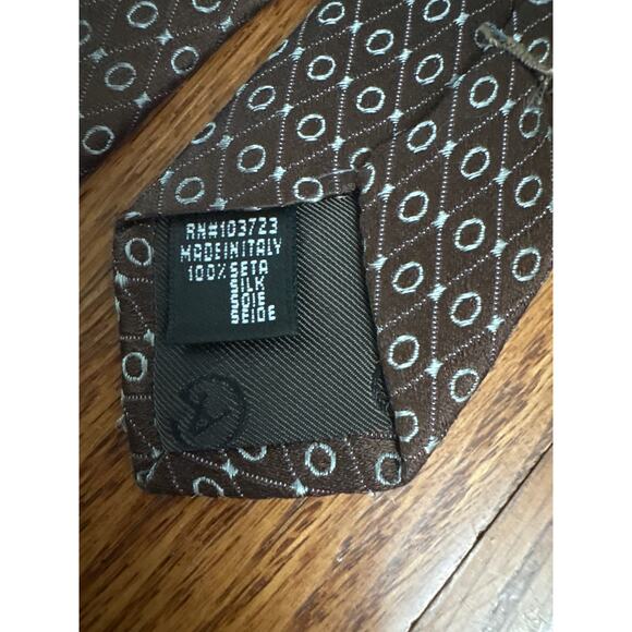 Giorgio Armani Brown with Silver Colored Design Men's Necktie Tie 100 Silk Italy - Picture 3 of 5